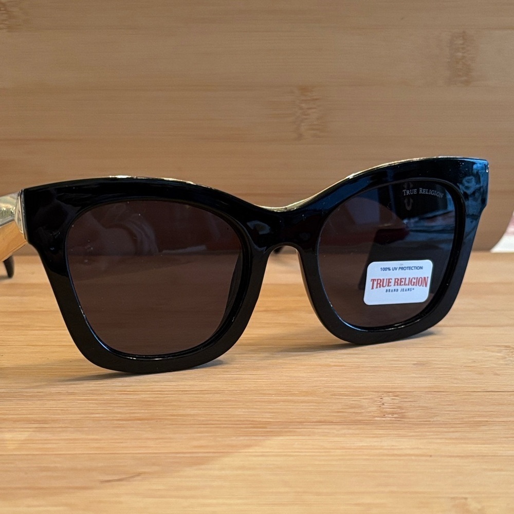 Brand New True Religion Black Oversized Square Cat Eye Sunglasses Gold Tone Logo